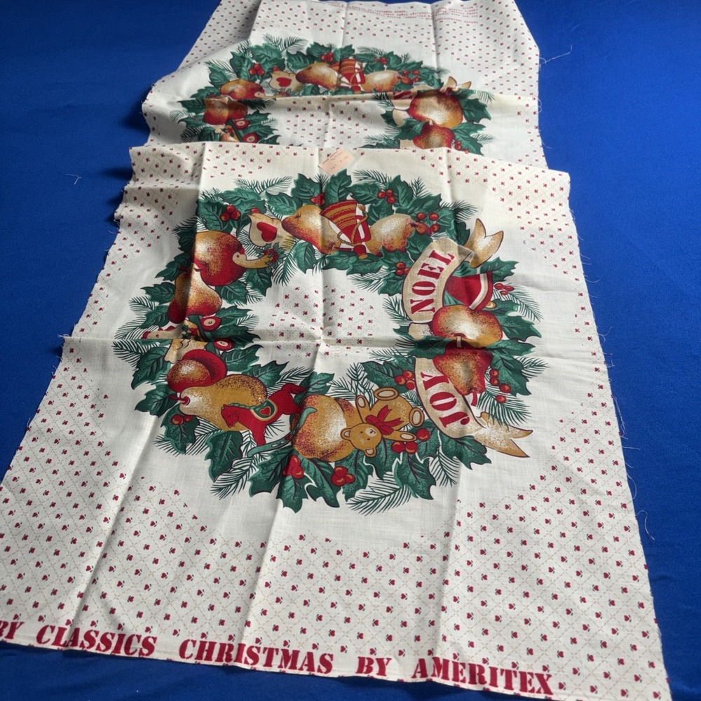 Vintage Christmas Wreath-Quilt-Pillow Cotton 2 Square Panel Ameritex Cut-n-Sew